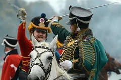 "Lính" Nga và "lính" Pháp giao tranh (Nguồn: AFP)