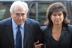 Anne Sinclair đã đứng bên Strauss-Kahn trong suốt các vụ bê bối tình dục (Nguồn: EPA)