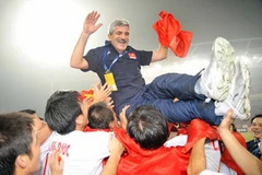 Đỉnh cao của ông Calisto là chức vô địch AFF Cup 2008 trên sân Mỹ Đình (Nguồn: Internet).