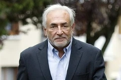 Strauss-Kahn dàn xếp với cô hầu phòng Manhattan