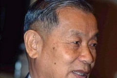 Tỷ phú Chaleo Yoovidhya đã sáng chế ra nước tăng lực Red Bull nổi tiếng (Nguồn: Telegraph)