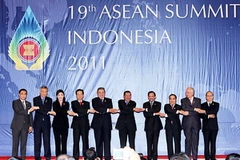Các nhà lãnh đạo các nước ASEAN chụp ảnh chung tại ASEAN 19. Ảnh: Đức Tám - TTXVN 