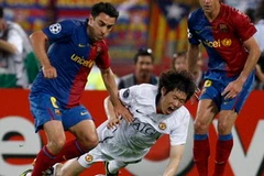 Park Ji Sung không cản nổi Xavi trong trận chung kết năm 2009 (Nguồn: internet)