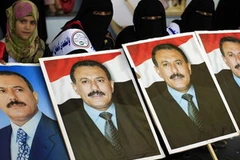 Người biểu tình ủng hộ ông Saleh (Nguồn: Reuters)