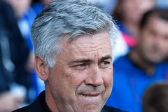 Chelsea sa thải Ancelotti ở hành lang sân Everton