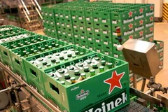 Heineken VN ra mắt chai và lon với diện mạo mới 