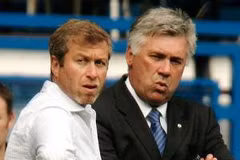 Không chỉ Ancelotti mà cả Abramovich cũng phải chịu trách nhiệm sau thất bại của Chelsea mùa này (Nguồn: Internet)