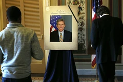 Mỹ ngăn CNN sử dụng nhật ký của đại sứ bị giết