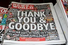 Tờ News of the World ở Anh phải đóng cửa sau vụ bê bối nghe lén ở Anh (Nguồn: AP)
