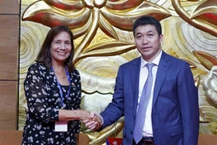 Chủ tịch Liên hiệp các Tổ chức Hữu nghị Việt Nam Phan Anh Sơn tiếp Phó Chủ tịch Quốc hội Chính quyền nhân dân Cuba Ana María Machado. (Ảnh: An Đăng/TTXVN)