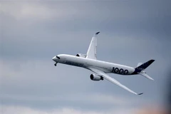 Một máy bay A350-1000 của Airbus. (Ảnh: AFP/TTXVN)