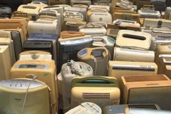 Một số tổ chức, cá nhân nhập các lô hàng không đủ điều kiện về môi trường. Ảnh minh họa.