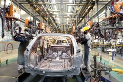 Sản xuất khung, vỏ xe ôtô du lịch tại nhà máy THACO (Khu kinh tế mở Chu Lai, huyện Núi Thành, tỉnh Quảng Nam). (Ảnh: Vũ Sinh/TTXVN)