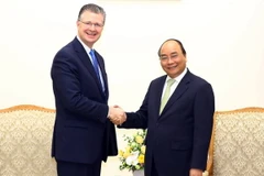 Thủ tướng Nguyễn Xuân Phúc tiếp ông Daniel Kritenbrink, Đại sứ Hoa Kỳ tại Việt Nam đến chào xã giao. (Ảnh: Thống Nhất/TTXVN)