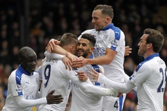 Niềm vui của các cầu thủ Leicester trong chiến thắng trước Crystal Palace. (Nguồn: Getty Images)