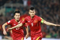 Công Vinh và Văn Toàn thay nhau lập công cho tuyển Việt Nam. (Nguồn: TTVH)