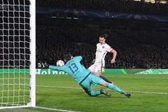 Ibrahimovic lại khiến Chelsea phải ôm hận. (Nguồn: DM)