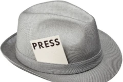 Từ phóng viên ESPN đến người đánh giày - Cái kết bất ngờ của nhà báo 