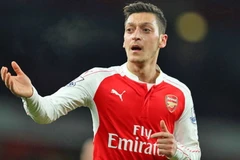 Mesut Oezil trong màu áo Arsenal. (Nguồn: Getty Images)