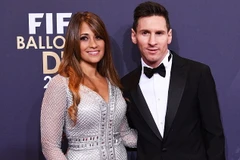 Messi chỉ mặc một bộ vest đen đơn giản tại Gala Quả bóng Vàng FIFA 2015. (Nguồn: Getty Images)