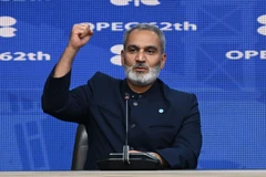 Tổng thư ký OPEC bảo vệ quyết định cắt giảm sản lượng dầu mỏ