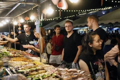 Kinh tế đêm - yếu tố giúp du lịch Luang Prabang của Lào thêm hấp dẫn