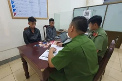 Tạm giữ hai đối tượng lừa cho vay tiền, chiếm đoạt hơn 5 tỷ đồng