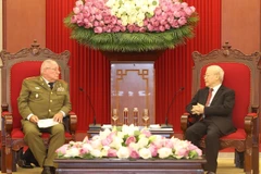 Tổng Bí thư Nguyễn Phú Trọng tiếp Bộ trưởng Lực lượng Vũ trang Cuba