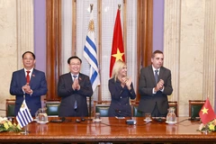 Quốc hội Việt Nam ký Thỏa thuận hợp tác với Nghị viện Uruguay
