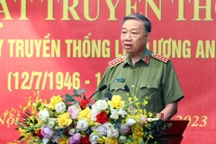 Xây dựng lực lượng An ninh Nhân dân xứng đáng là "bảo kiếm" của Đảng