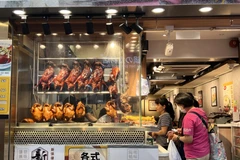 Không khí đón Tết Đoan Ngọ của người dân tại Hong Kong