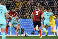 World Cup Nữ 2023: Chủ nhà Australia tiễn nhà vô địch Olympic về nước