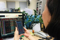 Thị trường chứng khoán chìm trong sắc đỏ phiên giao dịch 19/4