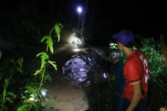 Bình Phước: Xuyên đêm tìm kiếm bé trai bị cuốn trôi khi đi tắm suối