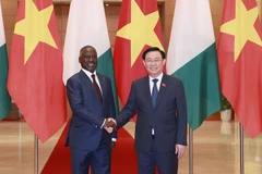 Đoàn Quốc hội Bờ Biển Ngà kết thúc tốt đẹp chuyến thăm Việt Nam