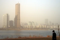 Nồng độ bụi mịn tại Hàn Quốc tăng cao do bão cát ở Trung Quốc