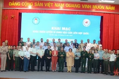 Việt Nam thúc đẩy hợp tác với Canada trong lĩnh vực gìn giữ hòa bình