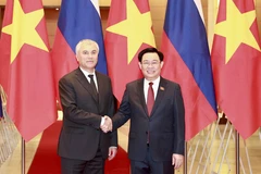 Chủ tịch Quốc hội Vương Đình Huệ đón, hội đàm với Chủ tịch Duma Nga