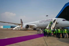 Ấn Độ sơ tán hành khách sau cuộc gọi đe dọa đánh bom trên máy bay