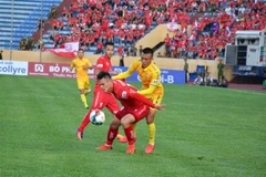 Dược Nam Hà Nam Định thất bại 0-2 trước câu lạc bộ bóng đá Hải Phòng. (Ảnh: Công Luật/TTXVN)