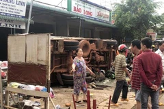 Hiện trường vụ tai nạn. (Ảnh: TTXVN phát)