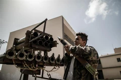 Lực lượng thuộc Chính phủ đoàn kết dân tộc GNA tại mặt trận Ain Zara ở Tripoli. (Ảnh: THX/TTXVN)