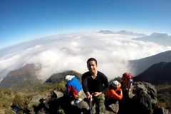 [Photo] Những bữa ăn đặc biệt trên đường leo núi của dân ‘trekking’