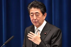 Thủ tướng Nhật Bản Shinzo Abe phát biểu trong cuộc họp báo sau cuộc họp nội các tại Tokyo ngày 11/9/2019. (Ảnh: AFP/TTXVN)