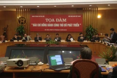 Tọa đàm "Báo chí đồng hành cùng Thủ đô phát triển." (Ảnh: Quỳnh Trang/Vietnam+)