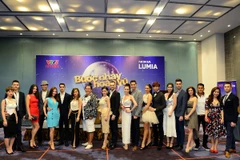 10 nghệ sỹ cùng các vũ công quốc tế sẽ tranh tài trong Bước nhảy hoàn vũ 2014. (Ảnh: BTC)