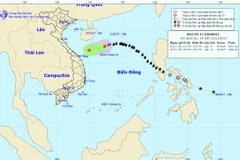 Vị trí và đường đi của bão số 13. (Nguồn: nchmf.gov.vn)