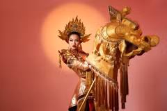 Hoa hậu Đoàn Thu Thủy sẽ trình diễn bộ trang phục dân tộc lấy cảm hứng từ hình tượng Nghê tại “đấu trường” Miss Global 2023. (Ảnh: CTV/Vietnam+)