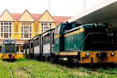 Đoàn tàu tại nhà ga Đà lạt. (Nguồn: toursdulichdalat.com)