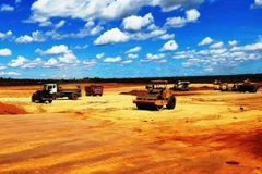 Dự án sân bay Long Thành đang được các đơn vị gấp rút đẩy nhanh triển khai để hoàn thành khai thác vào tháng 9/2025. (Ảnh: CTV/Vietnam+)